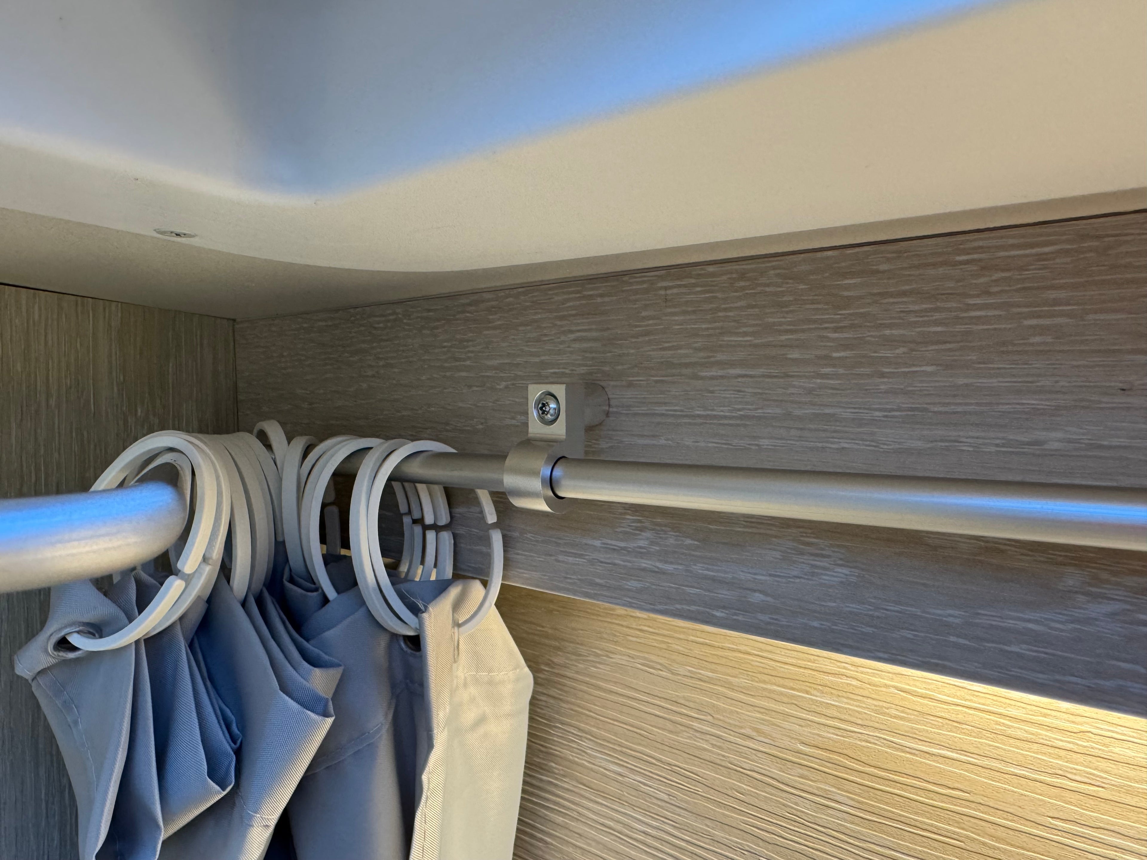 Duschvorhang Schiene Basic Wohnmobil - Universelle Lösung